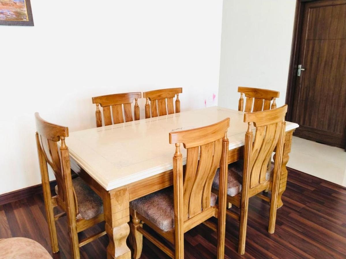 Fortune Home Service Apartment 2Bhk,E28 Saket 2A Új-Delhi Kültér fotó